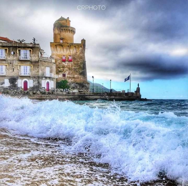 كاستيلاباتي B&B Aurora'S House المظهر الخارجي الصورة